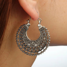 Load image into Gallery viewer, Ladies Silver Bohemian Retro Floral Cutout Round Wheel Dangle Earrings