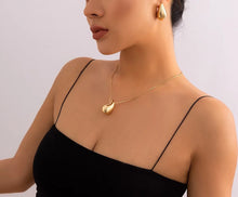 Load image into Gallery viewer, Ladies Gold Plated Snake Chain Pea Pendant & Earrings Set