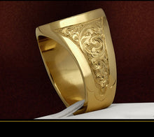 Load image into Gallery viewer, Mens 18K Gold Filled Lion Shield Badge Coat Of Arms Signet Rings
