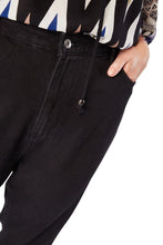 Load image into Gallery viewer, Ladies Black High Waist Pure Soft Cotton Straight Plus Size Denim Jeans
