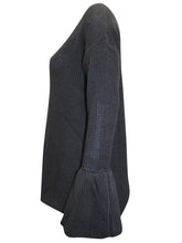 Load image into Gallery viewer, Ladies V-Neck Long Sleeve Trumpet Cuff Jumper