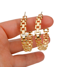 Load image into Gallery viewer, Ladies Gold Medium Round Hollow Cutout Classic Hoops Lever Back Creole Earrings