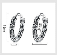 Load image into Gallery viewer, Unisex 925 Sterling Silver Vintage 13mm Round Rope Filigree Huggie Earrings