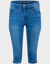Load image into Gallery viewer, Ladies Light Blue Denim Organic Cotton Med Waist Cropped Stretchy Jeans