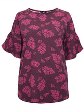 Load image into Gallery viewer, Berry Rib Textured Stretchy Cold Shoulder Blouse
