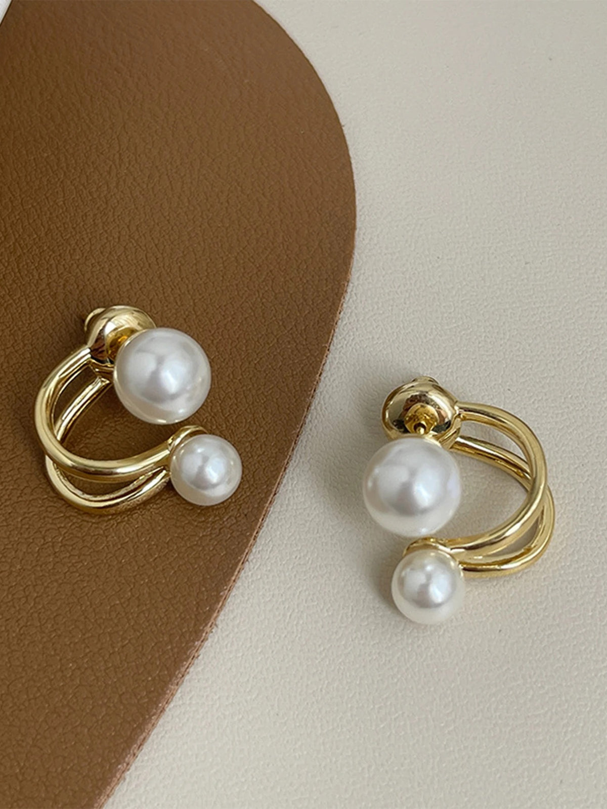 Ladies Gold Double Sided Simulated Pearl Double Layer0 Hook Stud Earrings