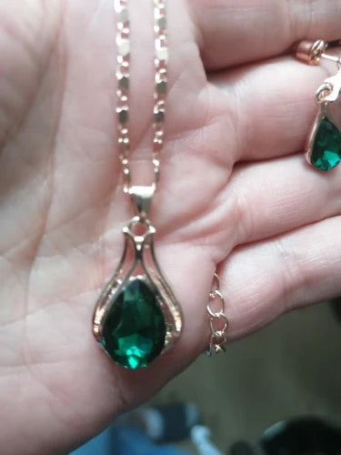 Ladies Gold Water Drop Green Rhinestone Earrings Pendant Chain Necklace Set