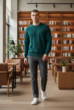 Load image into Gallery viewer, Mens Green Soft Knitted Lambswool Ribbed Crew Neck Longsleeve Jumper (Medium)
