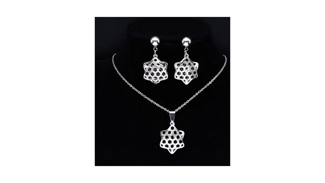 Ladies Silver Stars Cutout Hollow Layered Necklace Sets