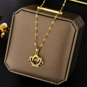 Ladies Gold Plated Heart Beat Crystal Pendant Stainless Steel Clavicle Chains