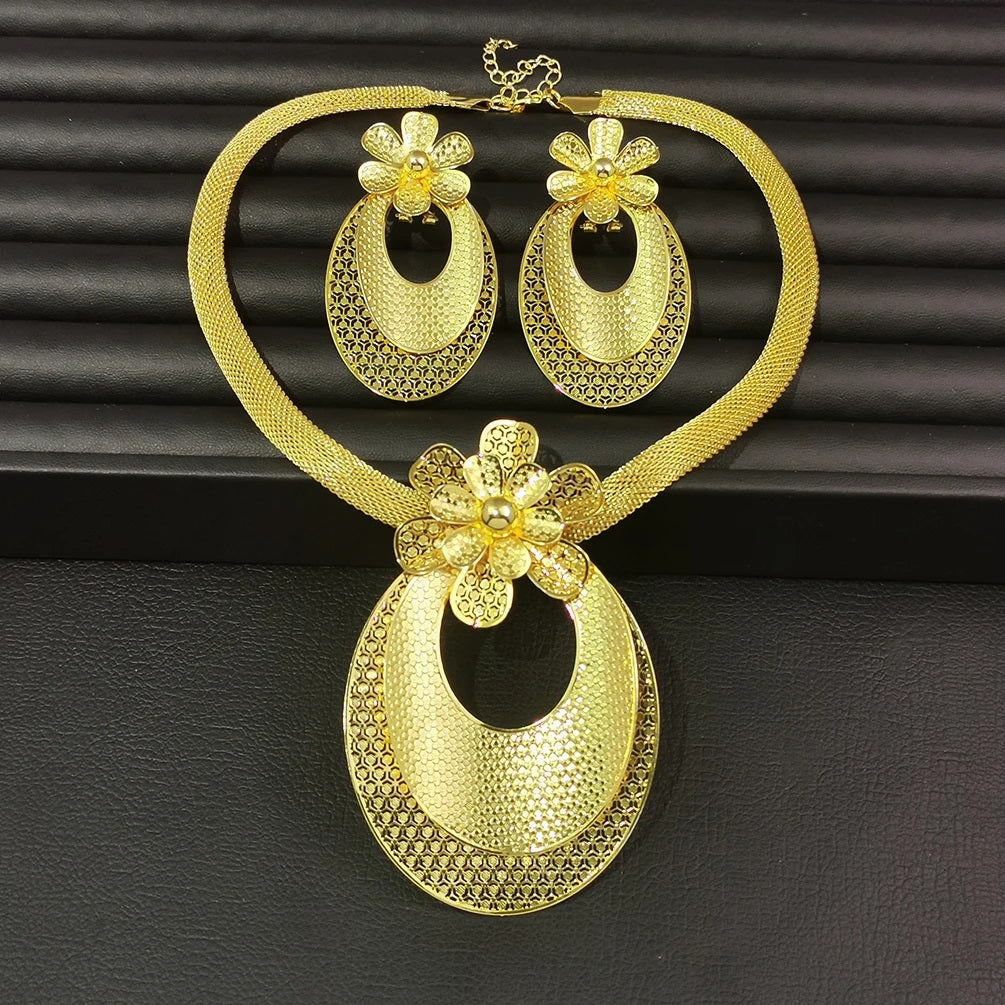 Ladies Gold Big Oval Overlayer Cutout Floral Pendant Thick Chain & Earring Set