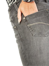 Load image into Gallery viewer, Ladies Vintage Denim Grey Wash Low Waist Skinny Jeans

