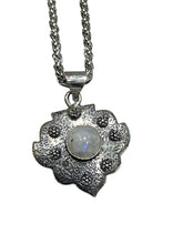 Load image into Gallery viewer, Ladies Rainbow Moonstone 925 Silver Plated Handmade Pendant Link Chain Necklace
