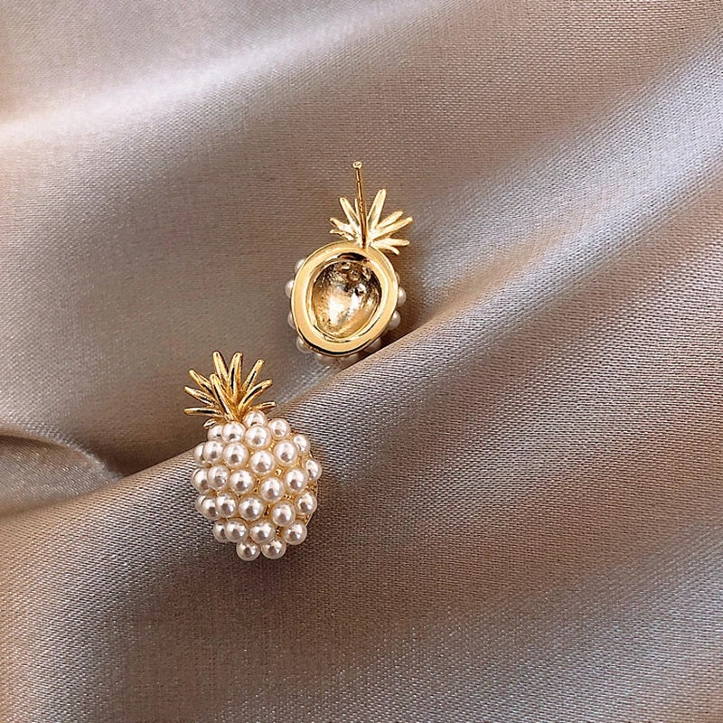 Ladies 18k Gold Plated Simulated Pearls Geometric Pineapple Shape Stud Earring