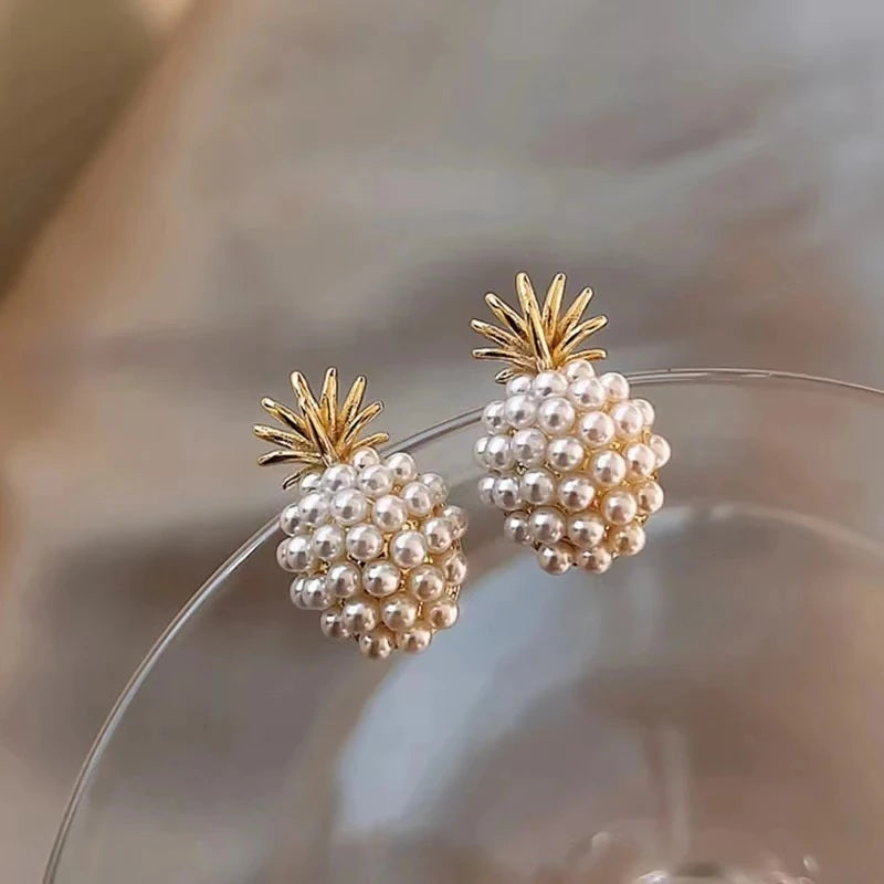 Ladies 18k Gold Plated Simulated Pearls Geometric Pineapple Shape Stud Earring
