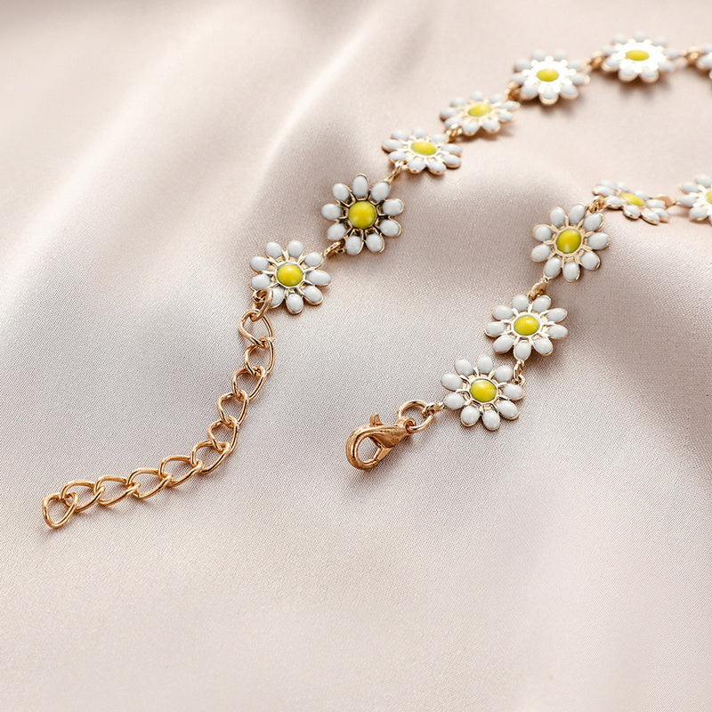 Ladies Cute White Sweet Daisy Sunshine Flower Bracelets