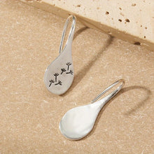 Load image into Gallery viewer, Ladies 925 Sterling Silver Flower Dandelion Shape Hook Earrings
