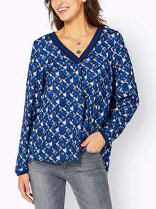 Ladies Geo Print Woven Long Sleeve Pleated Back Plus Size Tops