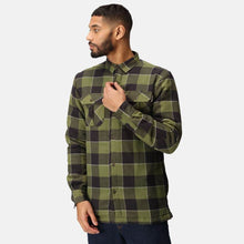 Load image into Gallery viewer, Mens Regatta Shelford Durable Padded Check Workwear Casual Durable Shirt Jacket
