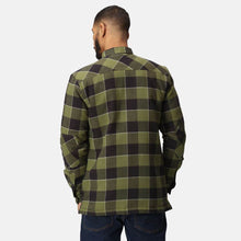Load image into Gallery viewer, Mens Regatta Shelford Durable Padded Check Workwear Casual Durable Shirt Jacket
