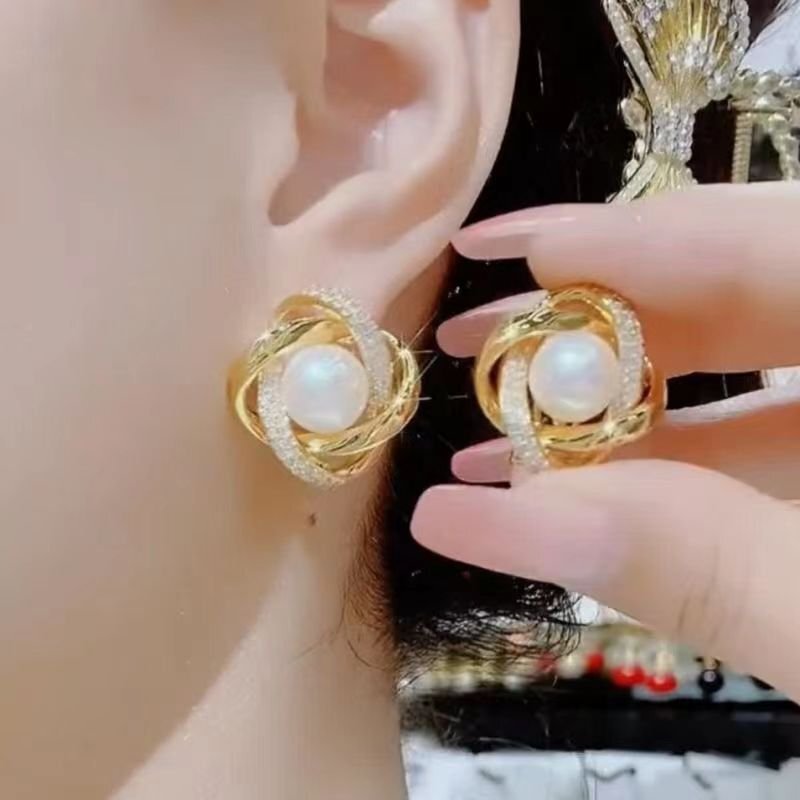 Ladies Gold Plated Simulated Pearls Flower Bud Spiral Crystal Push Back Earrings