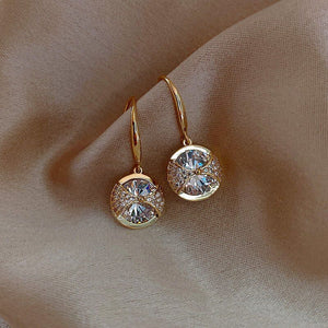 Ladies Gold Plated Round Dazzling Diamond Cut Crystal Rhinestones Stud Earring