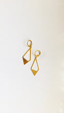 Load image into Gallery viewer, Cut Out Triangle Loop Clip Geometric Dangle Earrings
