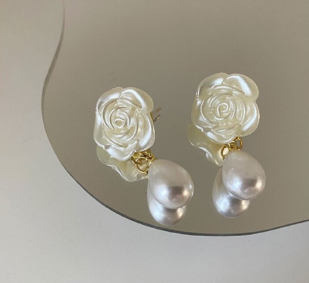 Elegant Pearl White Rose Flower Drop Dangling Earrings