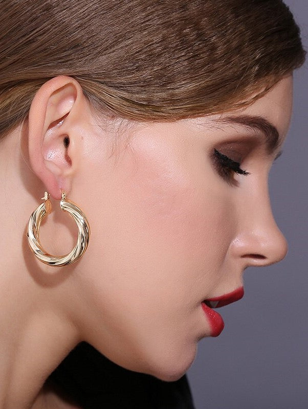 Ladies Twirl 18k Gold Plated Medium Round Thick Hoop Earrings