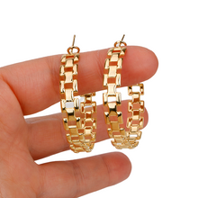 Load image into Gallery viewer, Ladies Gold Medium Round Hollow Cutout Classic Hoops Lever Back Creole Earrings
