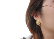 Load image into Gallery viewer, Ladies Elegant Bold Gold Unique Cut Irregular Twist Geometric Earrings

