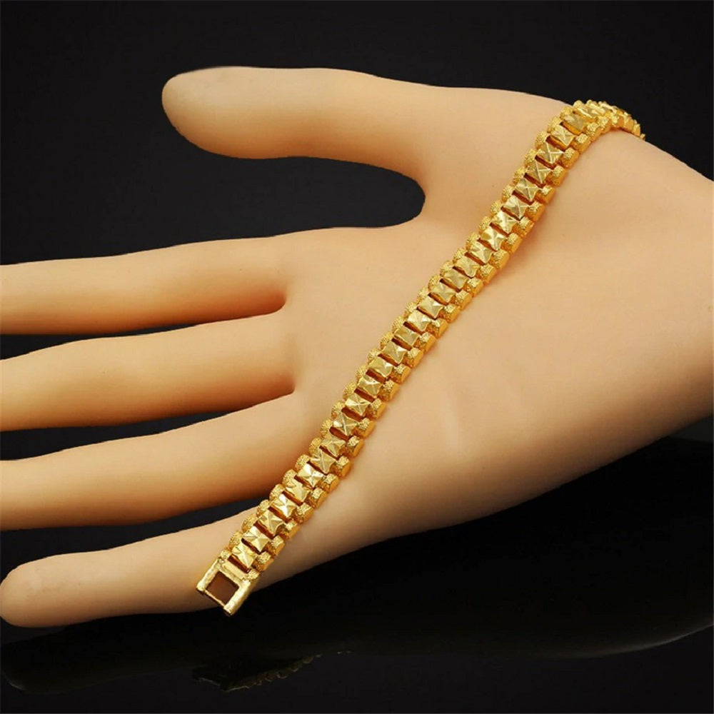 Unisex 18K Gold Plated Carved Link Pattern 7.1" Thick Layered Bracelet