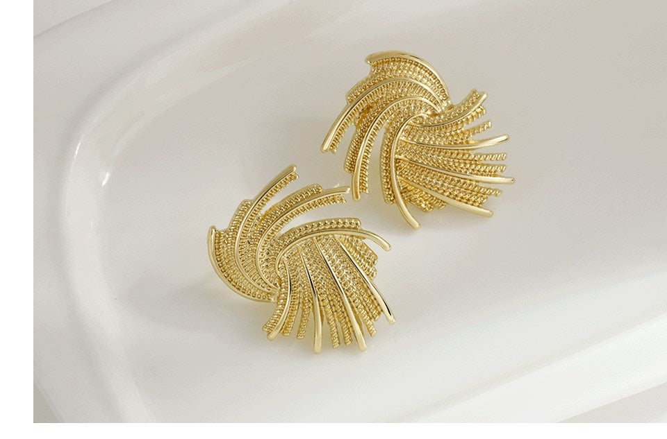 Ladies Elegant Bold Gold Unique Cut Irregular Twist Geometric Earrings