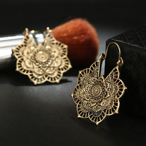 Ladies Gold Vintage Tribal Brass Mandala Bee Flower Cutout Hook Earrings