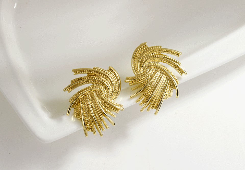 Ladies Elegant Bold Gold Unique Cut Irregular Twist Geometric Earrings