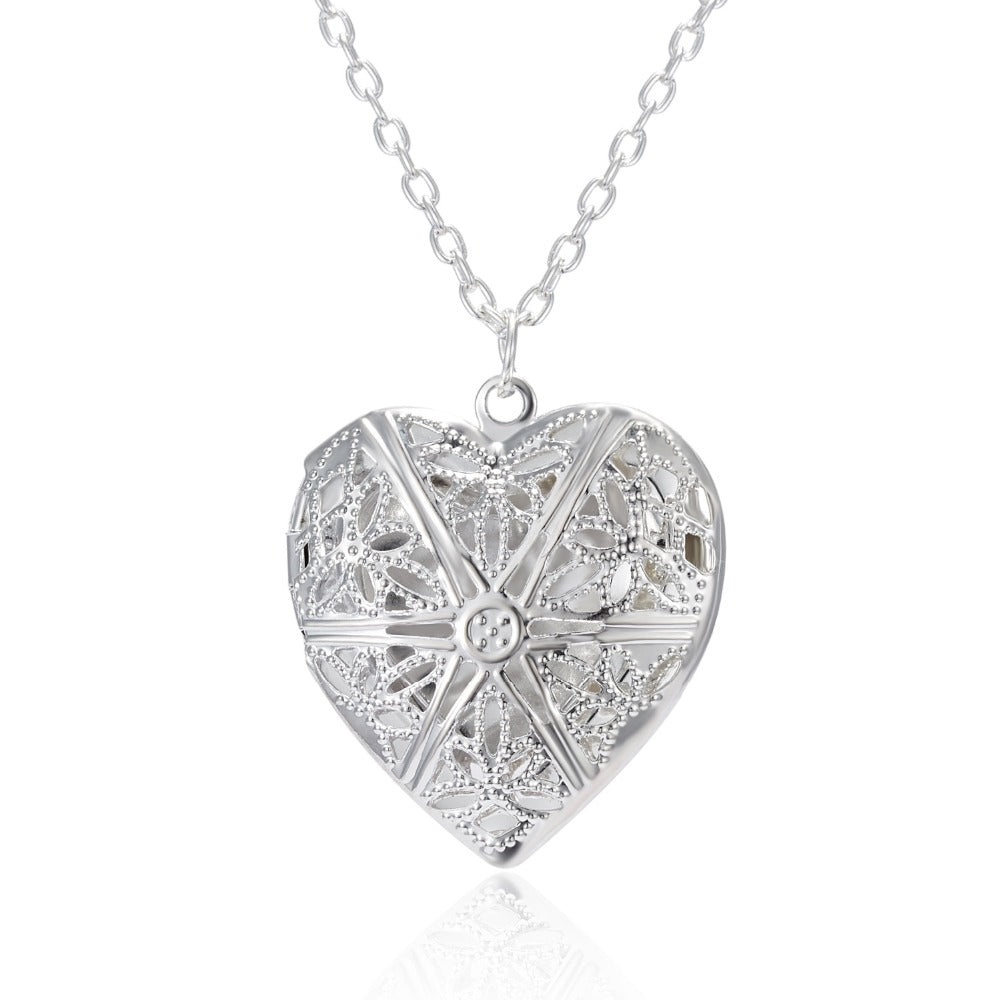 Ladies Sterling Silver Heart Perfume Dispenser Photo Locket Pendant & Chain