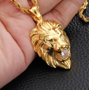 Gold Plated Lion Head Clear Gemstone Medusa Pendant Twist Chain Necklace