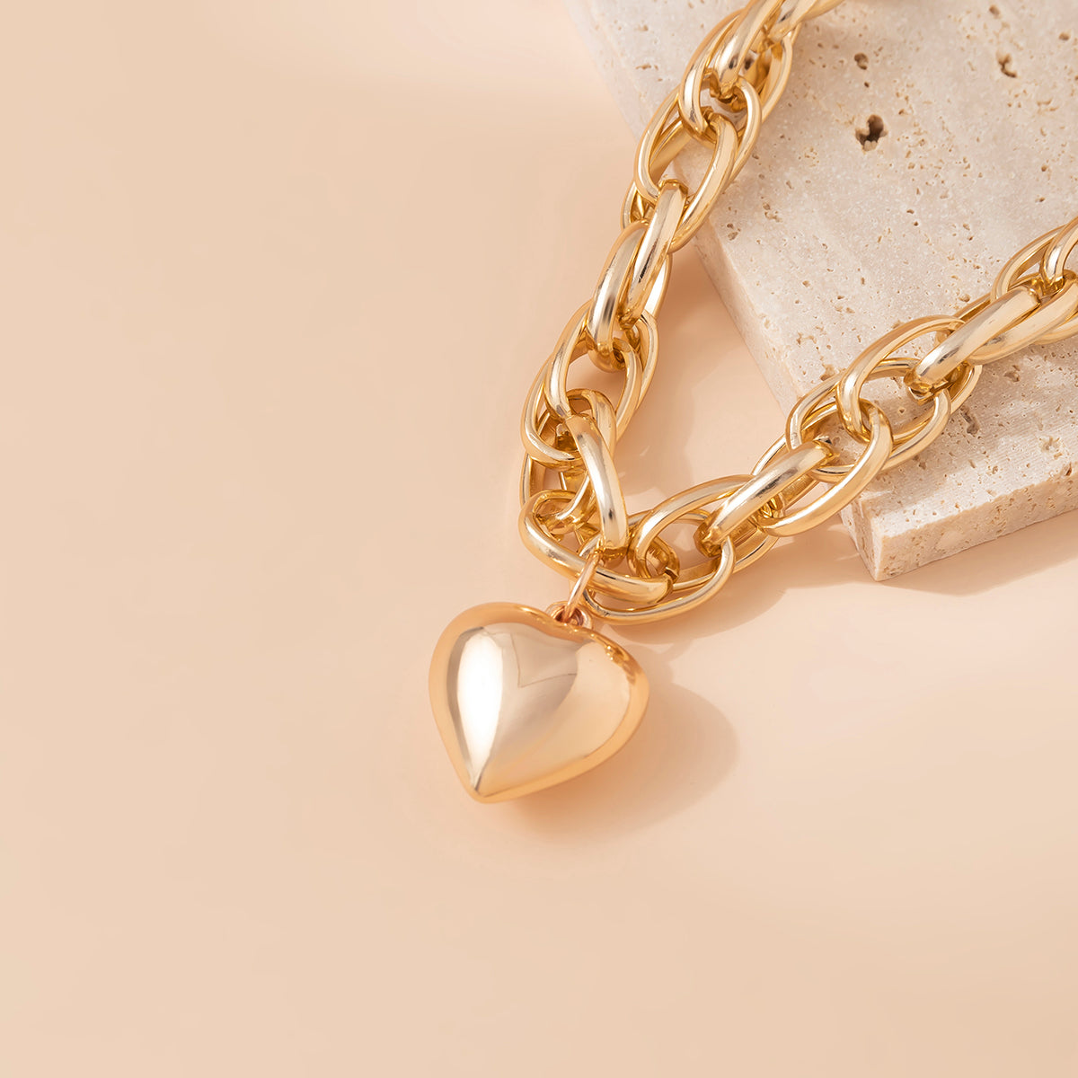 Ladies Gold / Silver Heart Pendant Chunky Circle InterLink Chain Choker Party Necklace