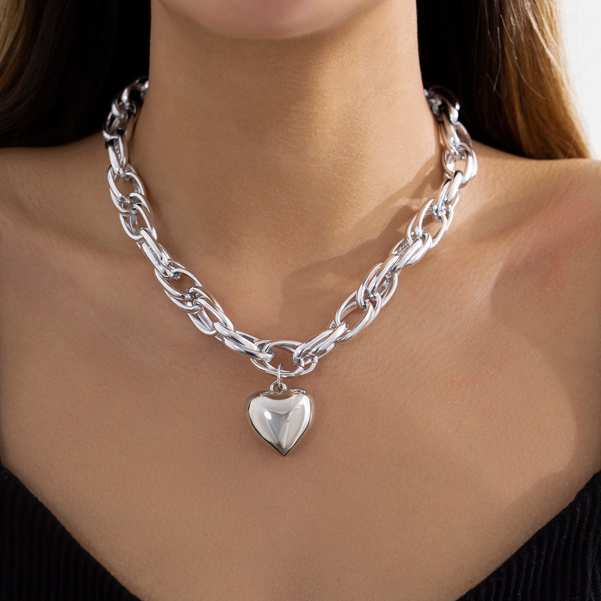Ladies Gold / Silver Heart Pendant Chunky Circle InterLink Chain Choker Party Necklace