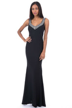 Load image into Gallery viewer, Elegant Black Evening Dress With Diamante
