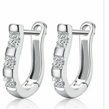 Load image into Gallery viewer, 925 Silver Small U Shaped Crystal Hoop Huggies Earrings
